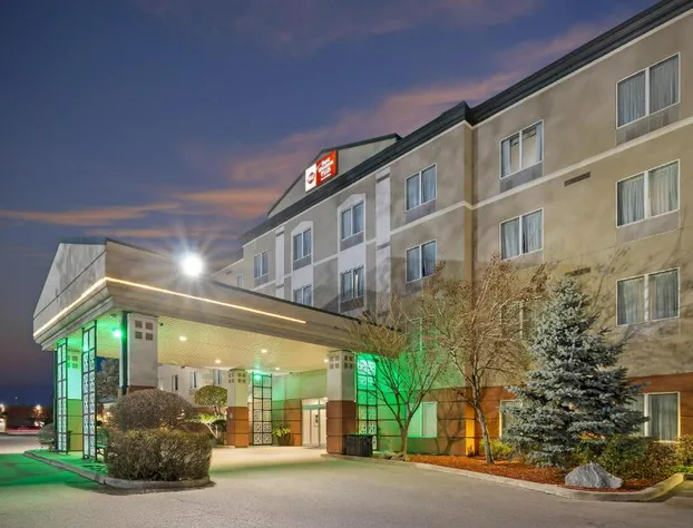 Best Western Plus Pembina Inn & Suites hotel detail image 1