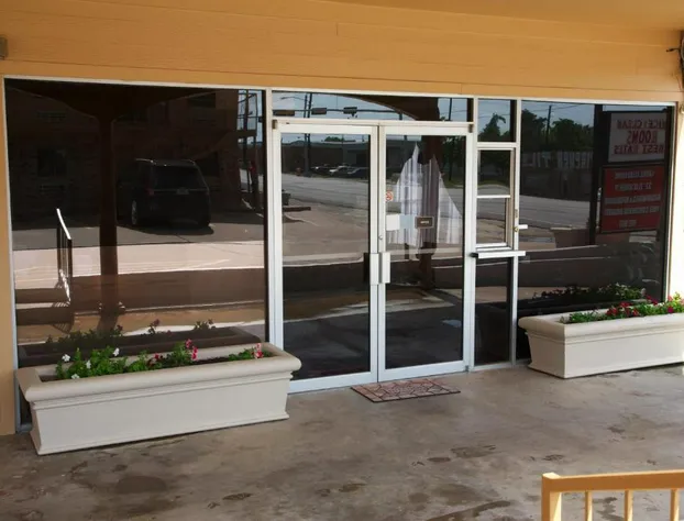 Coach Light Inn Brenham hotel detail image 1