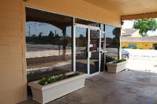 Coach Light Inn Brenham hotel detail image 2