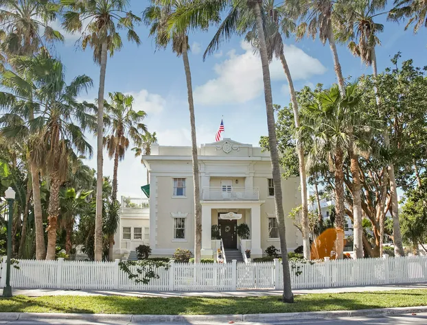 Weatherstation Inn hotel detail image 1