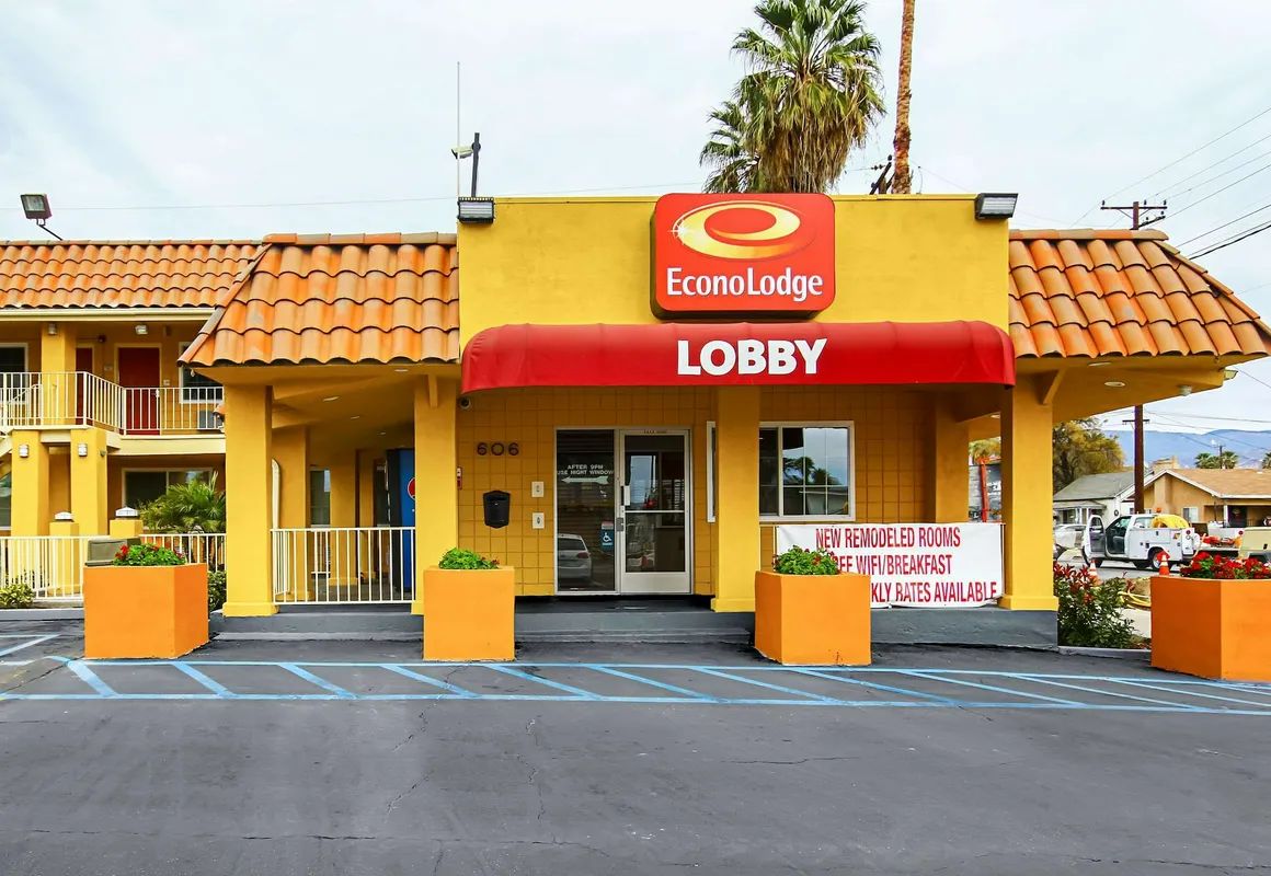 Econo Lodge San Bernardino I-215 hotel hero
