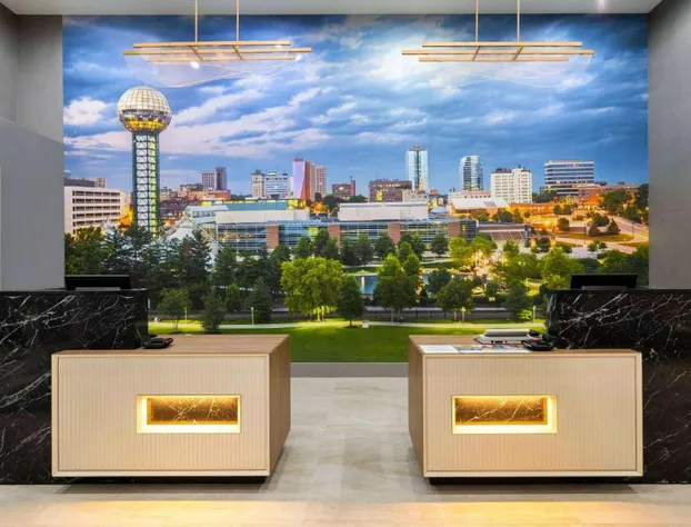 La Quinta Inn & Suites by Wyndham Knoxville Papermill hotel detail image 4