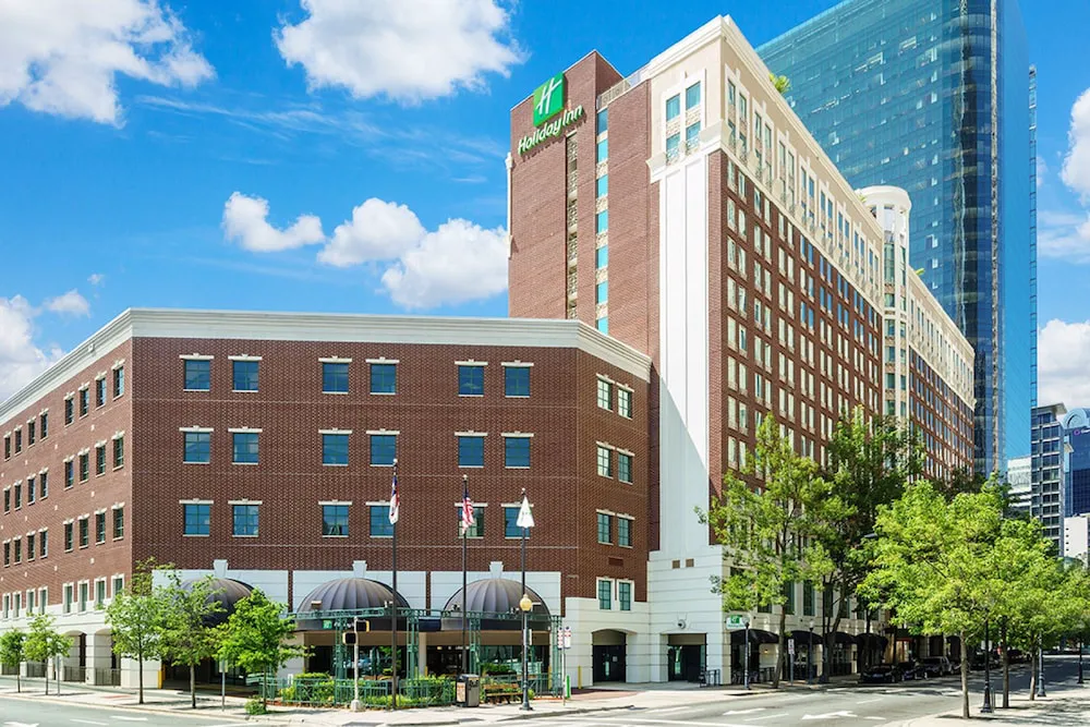 Holiday Inn Charlotte Center City hotel hero