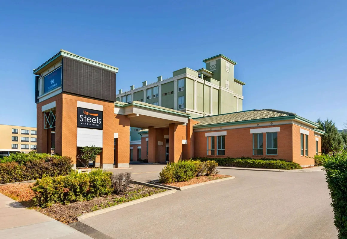 Royal Hotel Regina, Trademark Collection by Wyndham hotel hero