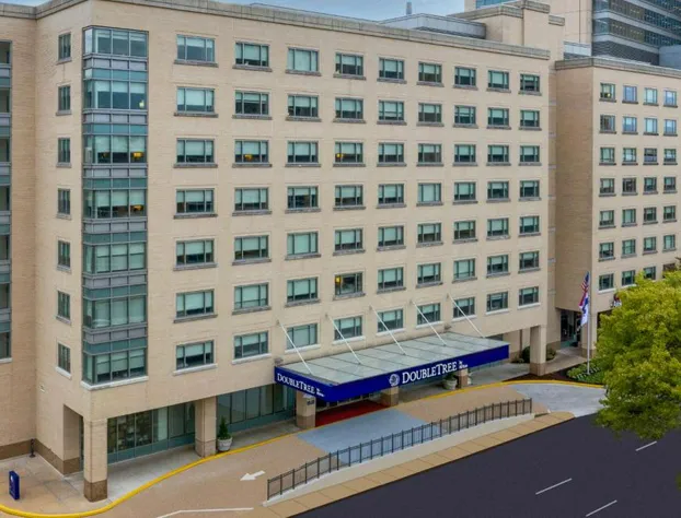 DoubleTree by Hilton St. Louis Forest Park hotel detail image 2