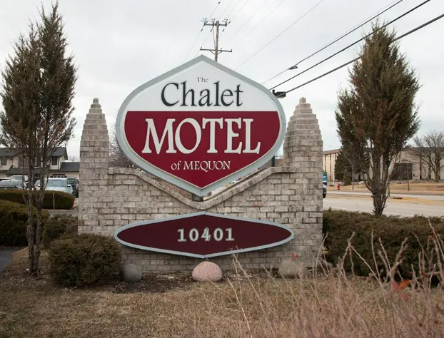 Chalet Motel Mequon hotel detail image 2