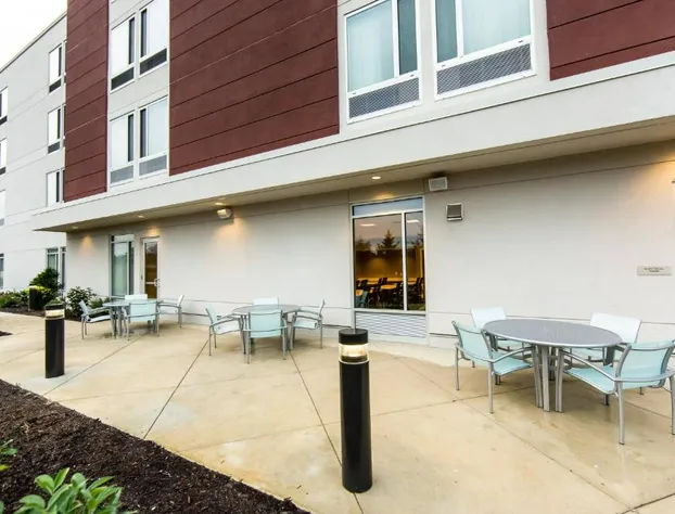 SpringHill Suites Lumberton hotel detail image 3