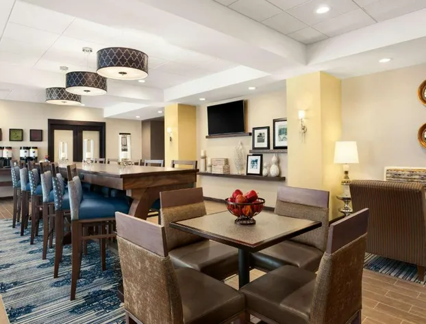 Hampton Inn Kennewick at Southridge hotel detail image 2