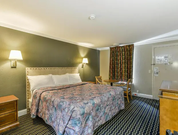 Wake Inn hotel detail image 4