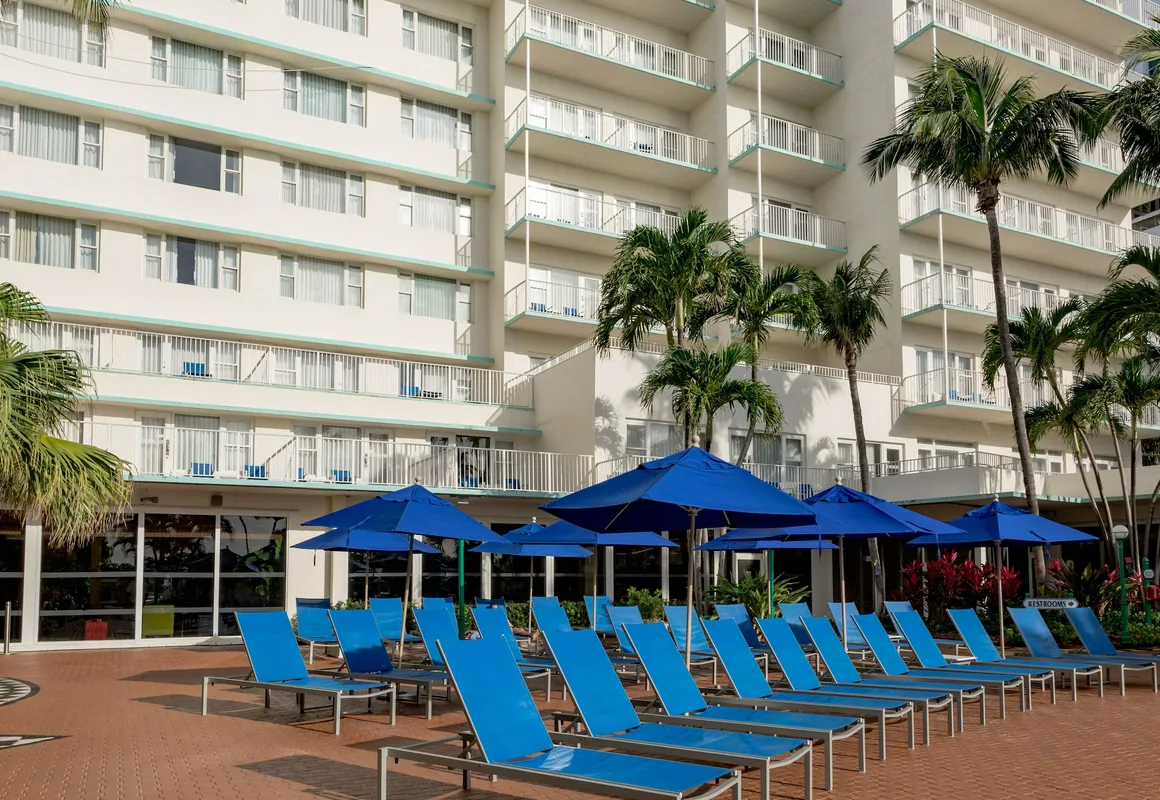Radisson Resort Miami Beach hotel hero