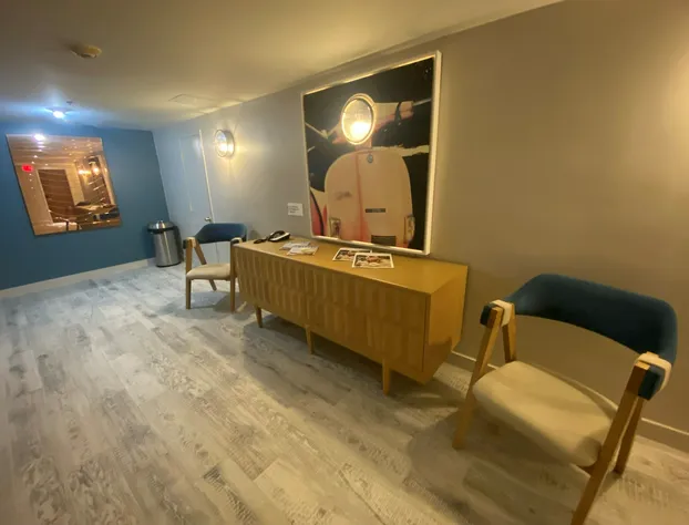 Radisson Resort Miami Beach hotel detail image 2