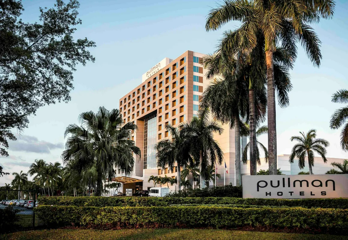 Pullman Miami Airport hotel hero