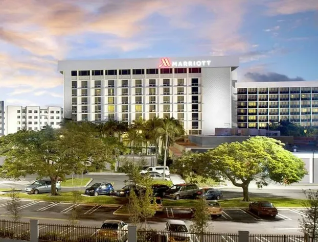 Courtyard by Marriott Miami Airport hotel detail image 2