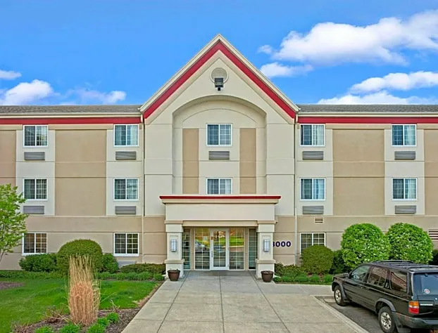 MainStay Suites Northbrook Wheeling hotel detail image 2