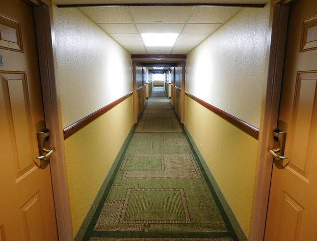 Days Inn & Suites by Wyndham Arlington Heights hotel detail image 4