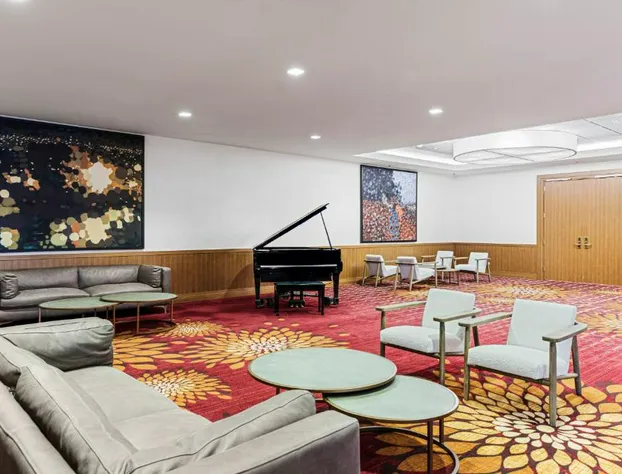 Chicago Marriott Naperville hotel detail image 2