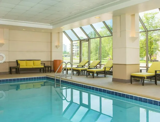 Sheraton Suites Chicago Elk Grove hotel detail image 3