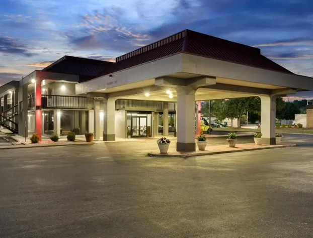 Red Roof Inn Wilmington, NC hotel detail image 1