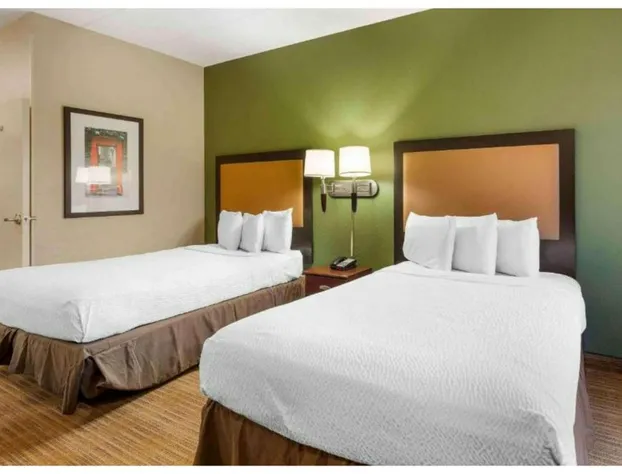 Studio 6 Extended Stay Chicago Lisle IL hotel detail image 1