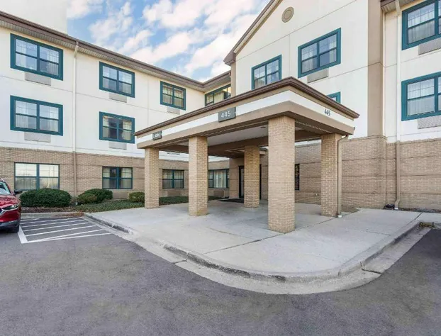 Extended Stay America Select Suites Chicago Lisle hotel detail image 1