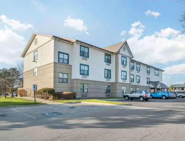 Extended Stay America Select Suites Chicago Downers Grove hotel detail image 1