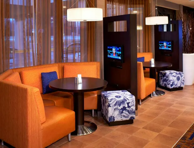 Courtyard by Marriott Chicago Arlington Heights / South hotel detail image 4