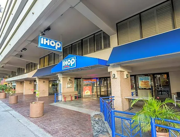 Aqua Palms Waikiki hotel detail image 1