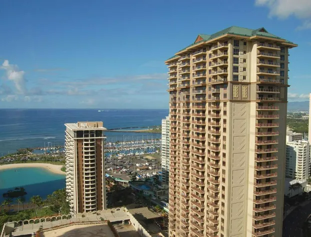 Hilton Grand Vacations Club Grand Waikikian Honolulu hotel detail image 1