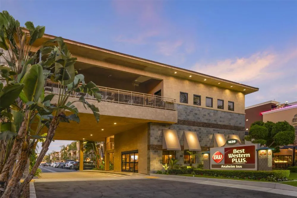 Best Western Plus Anaheim Inn hotel hero