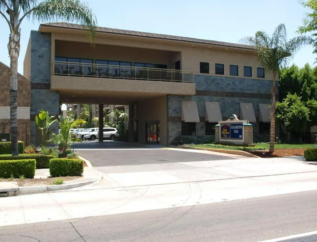 Best Western Plus Anaheim Inn hotel detail image 2