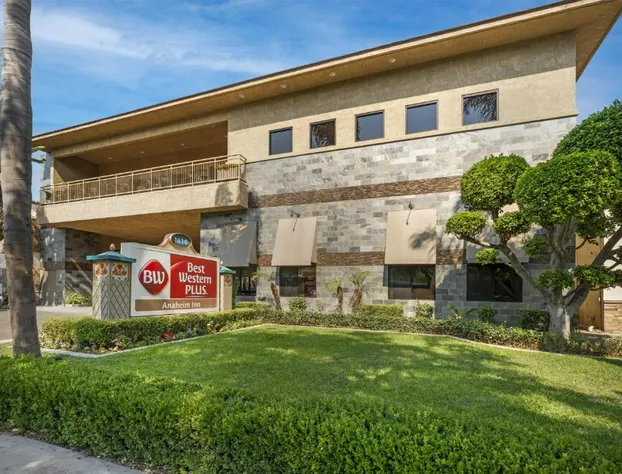 Best Western Plus Anaheim Inn hotel detail image 1