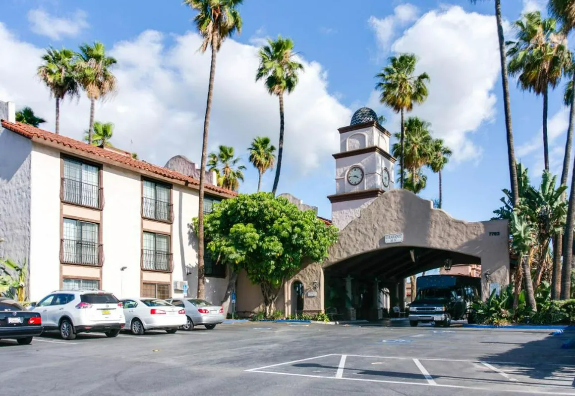 The Buena Park Grand Hotel & Suites hotel hero