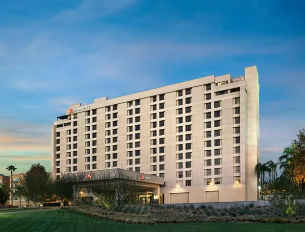 Marriott Riverside at the Convention Center hotel detail image 4