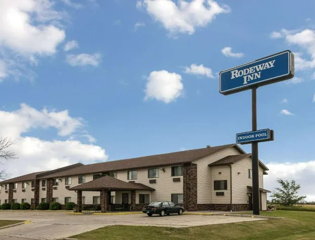 Rodeway Inn Wahpeton hotel detail image 1