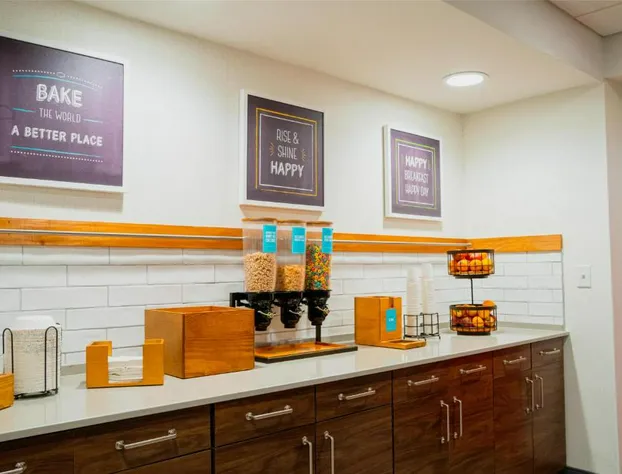 Hampton Inn Gonzales hotel detail image 3