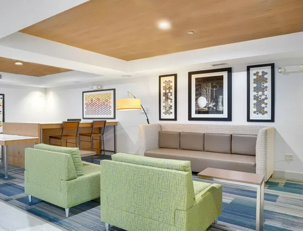 Holiday Inn Express & Suites Portland by IHG hotel detail image 2