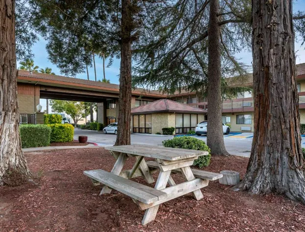 Best Western Orchard Inn hotel detail image 1