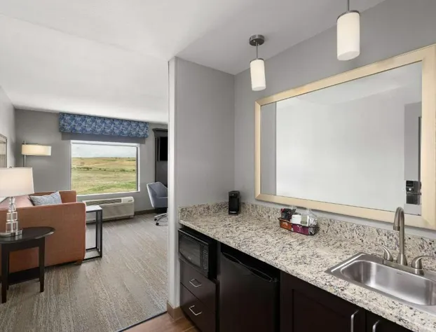 Hampton Inn & Suites Douglas hotel detail image 4