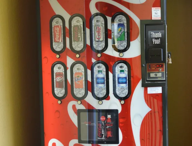 Travelodge by Wyndham San Diego Downtown Convention Center hotel detail image 4