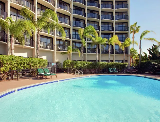 Hilton San Diego Airport/Harbor Island hotel detail image 2
