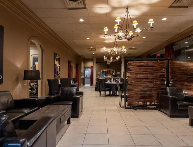 Carriage House Hotel & Conference Centre hotel detail image 3