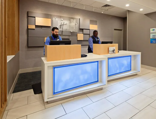 Holiday Inn Express Los Angeles Airport by IHG hotel detail image 2