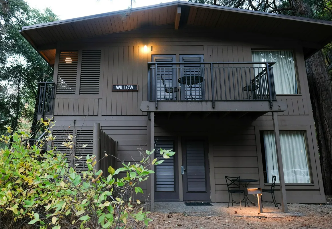 Yosemite Valley Lodge hotel hero