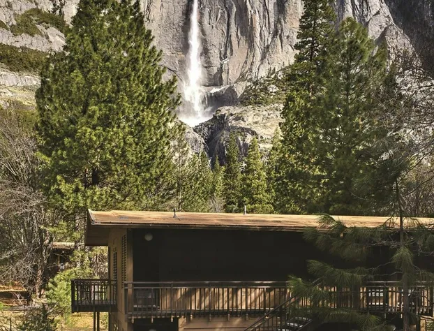 Yosemite Valley Lodge hotel detail image 4