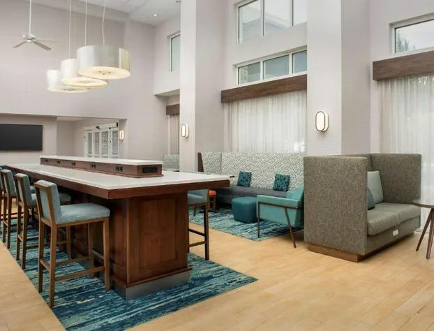 Hampton Inn & Suites Holly Springs hotel detail image 3