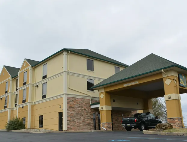 Quality Inn Hackettstown - Long Valley hotel detail image 1