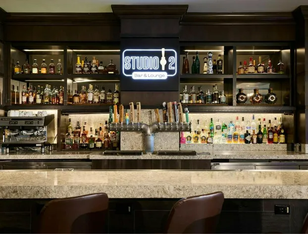 Renaissance Los Angeles Airport Hotel hotel detail image 2