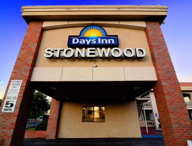 Days Inn by Wyndham Downey hotel detail image 2