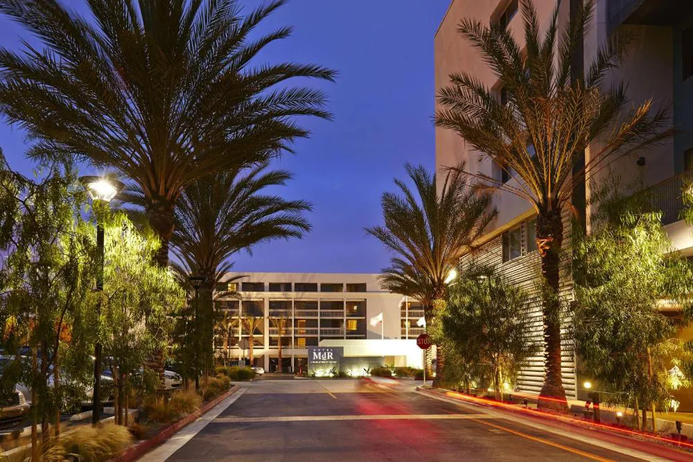 Hotel MDR Marina del Rey - a DoubleTree by Hilton hotel hero