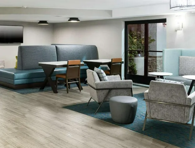 Hampton Inn Los Angeles/Santa Clarita hotel detail image 2